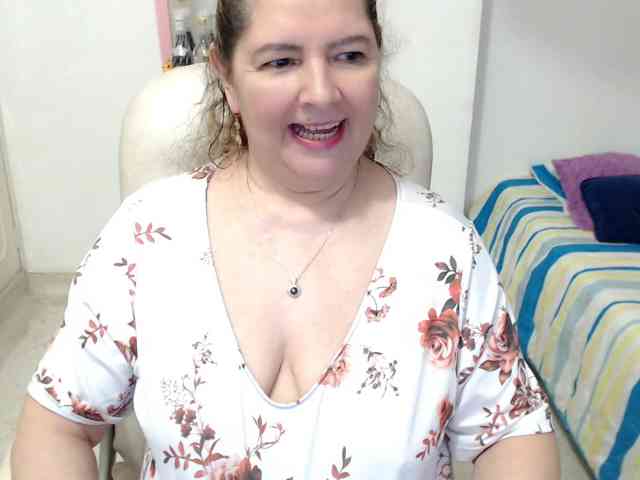 leonela-68