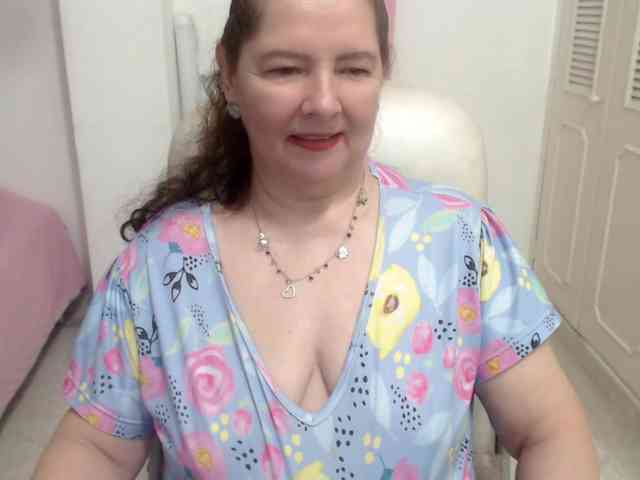 leonela-68 webcam
