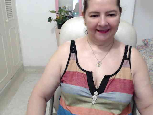 leonela-68 webcam