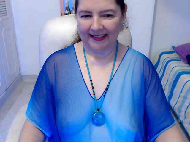 leonela-68