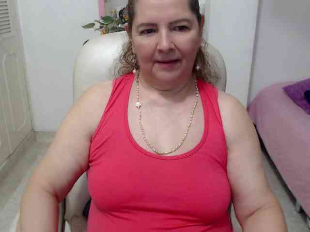 leonela-68