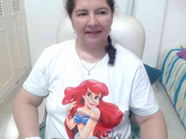 leonela-68 webcam