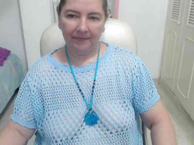 leonela-68 webcam