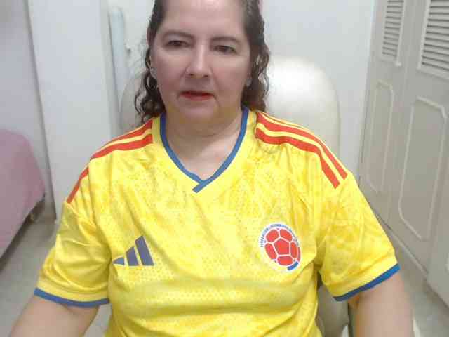 leonela-68 webcam