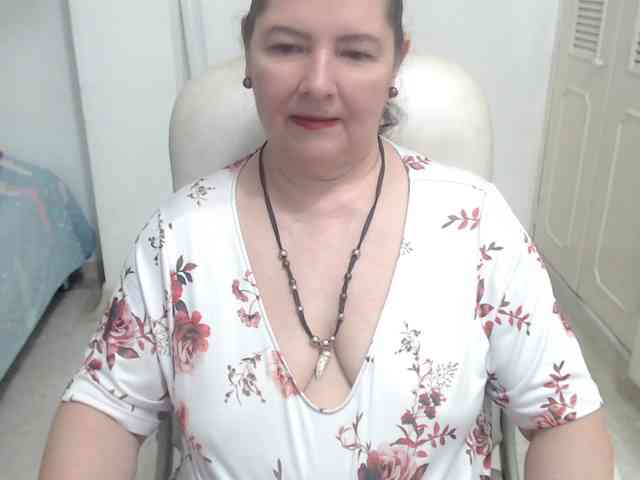 leonela-68 webcam