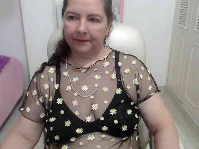 leonela-68 webcam