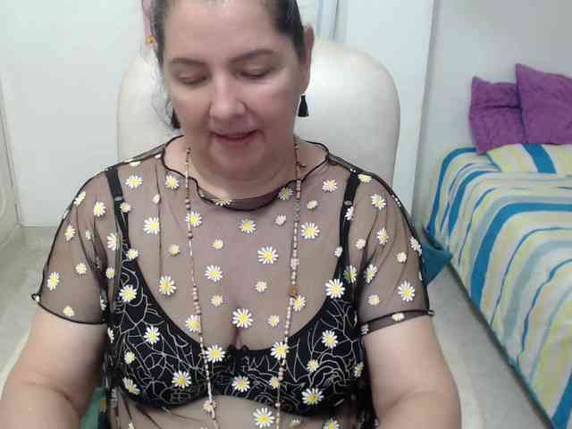 leonela-68 leonela-68