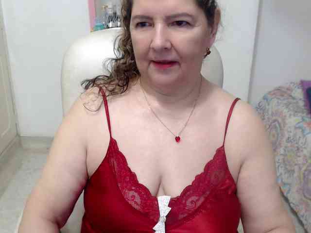 leonela-68