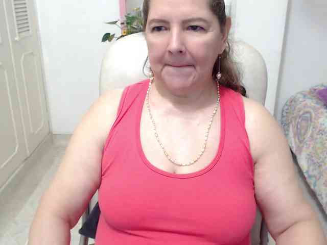 leonela-68 webcam