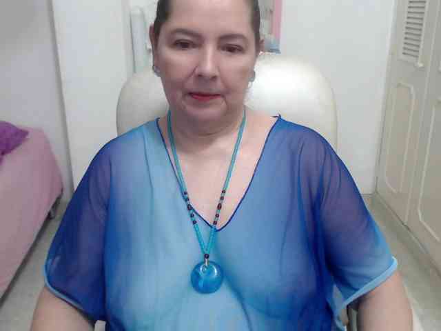 leonela-68 webcam