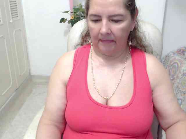 leonela-68 webcam