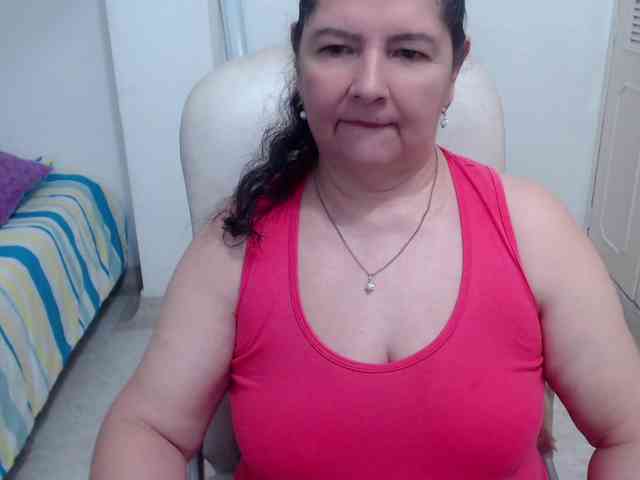 leonela-68 webcam