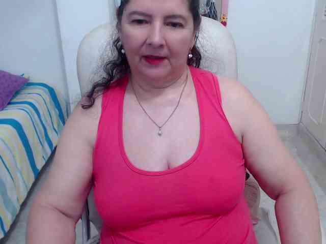 leonela-68 webcam