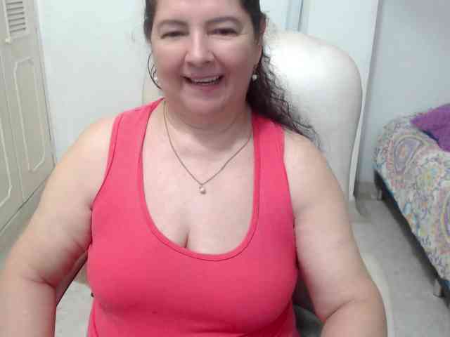 leonela-68