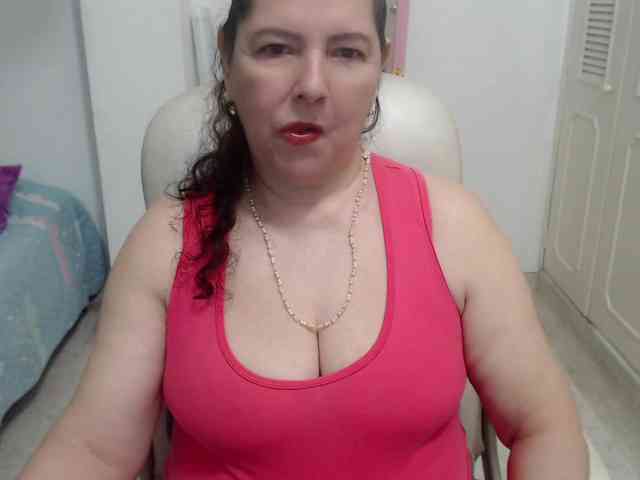 leonela-68
