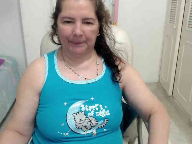 leonela-68 webcam
