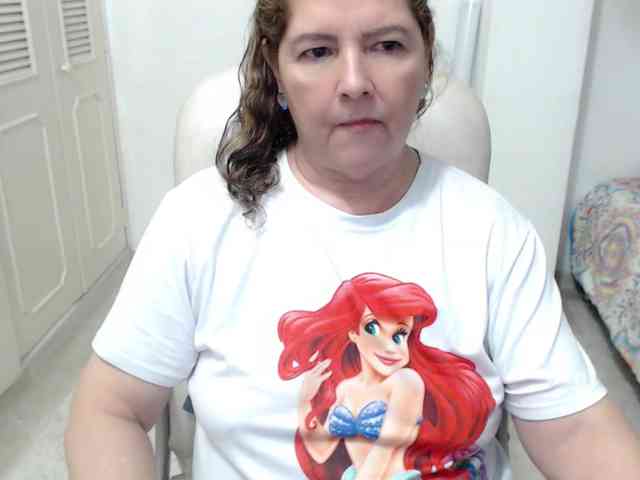 leonela-68 webcam