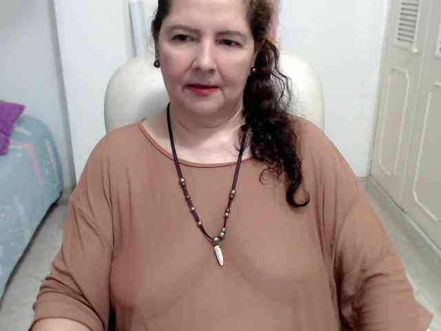 leonela-68 webcam