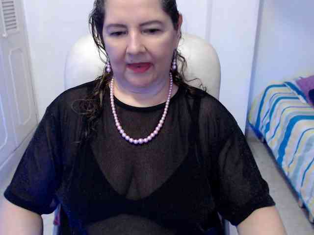 leonela-68