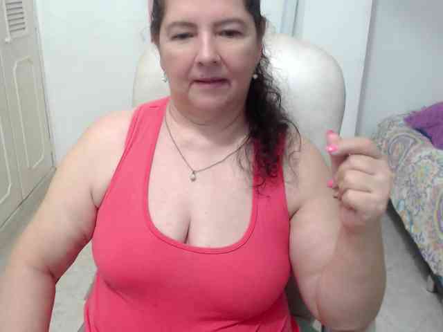 leonela-68