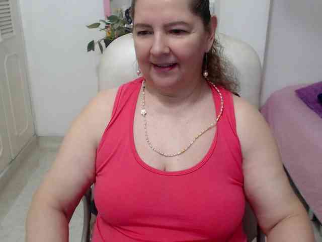 leonela-68 webcam