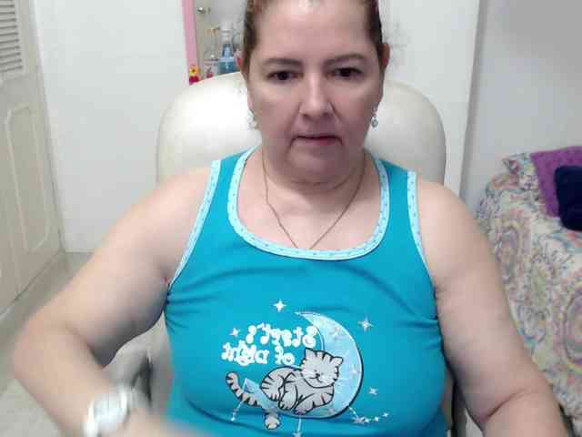 leonela-68 Live Webcam on BongaCams