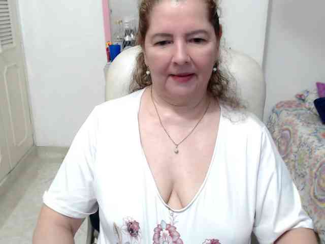 leonela-68 webcam