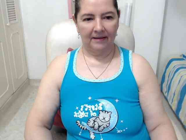 leonela-68