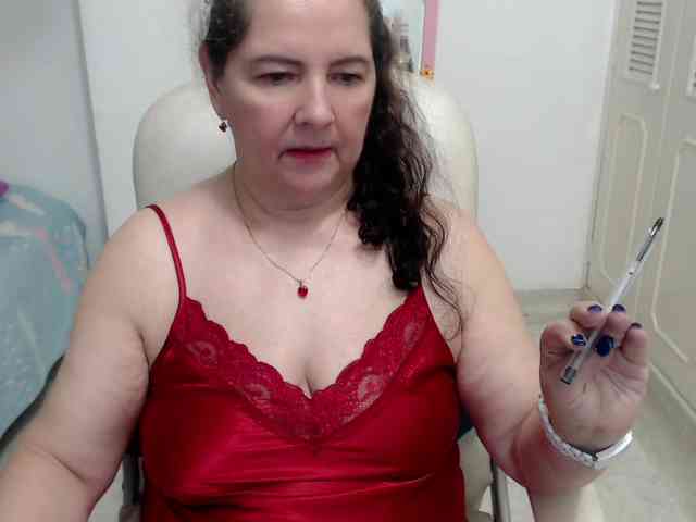 leonela-68 webcam