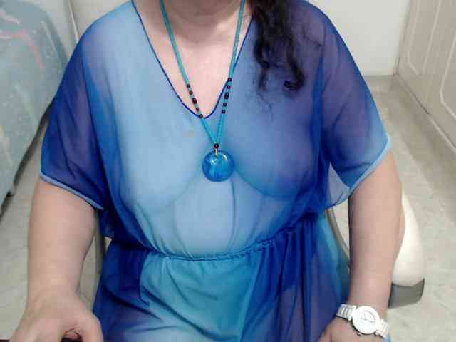 leonela-68 webcam