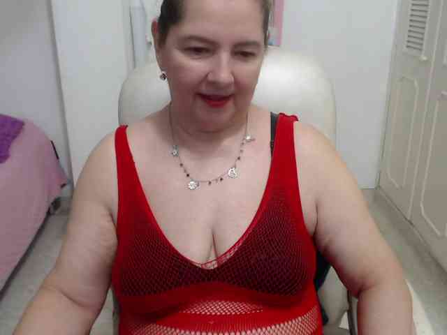 leonela-68 webcam