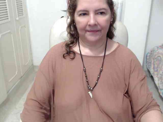 leonela-68 webcam