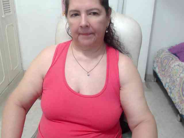 leonela-68