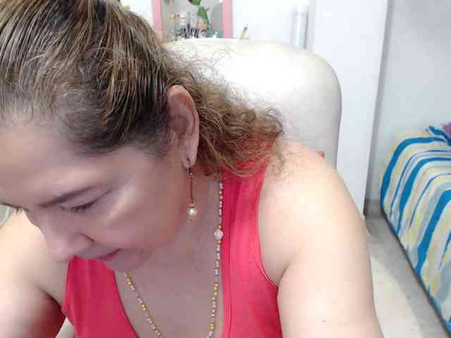 leonela-68 leonela-68
