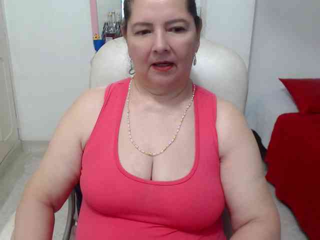 leonela-68