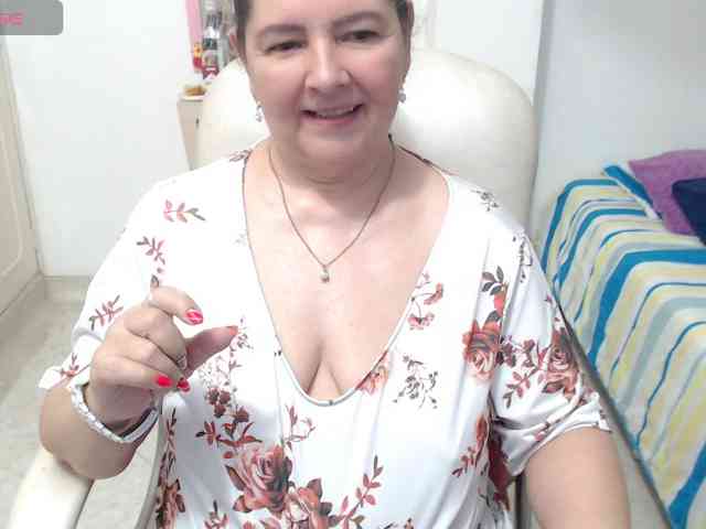 leonela-68