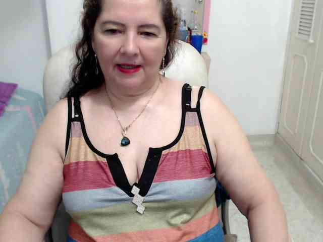 leonela-68 webcam