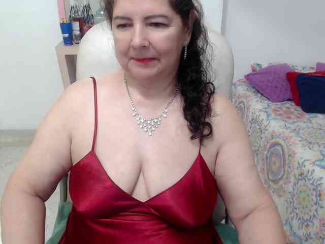 leonela-68 webcam