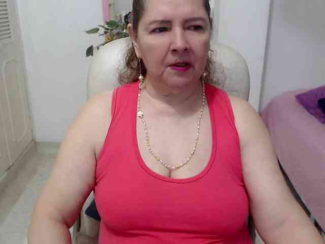 leonela-68 webcam