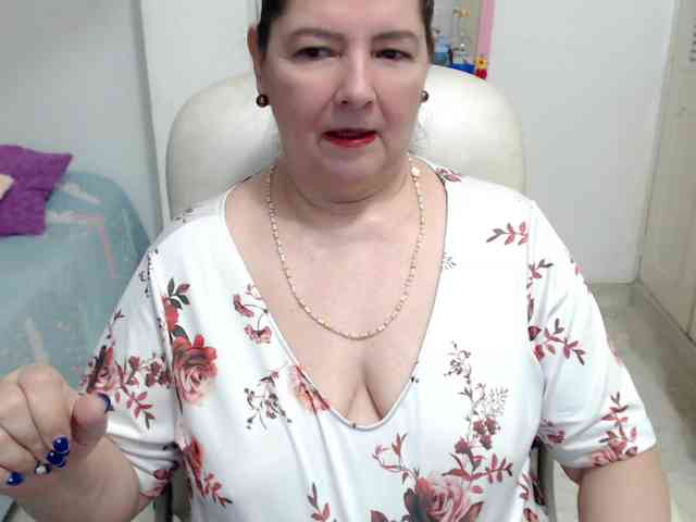 leonela-68 webcam