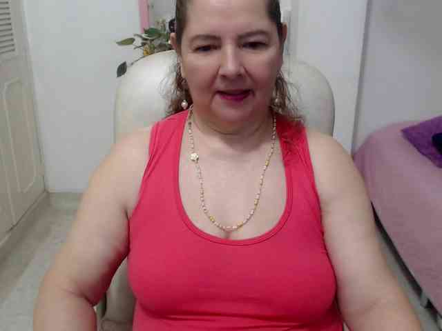 leonela-68 webcam