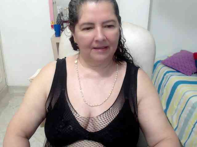 leonela-68 webcam