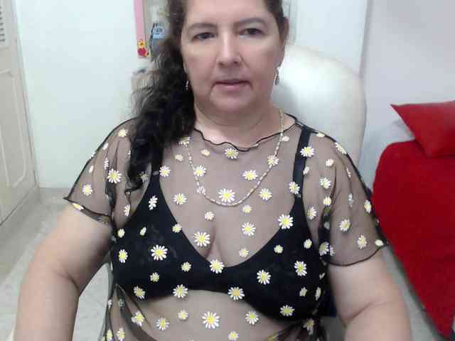 leonela-68