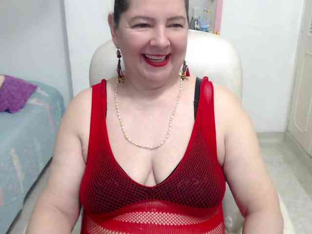 leonela-68 webcam