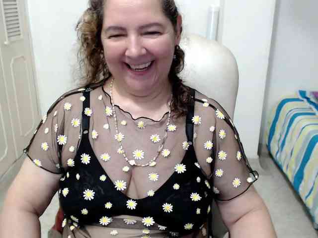 leonela-68 webcam