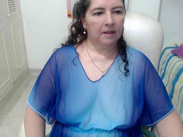 leonela-68 webcam