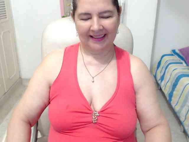 leonela-68