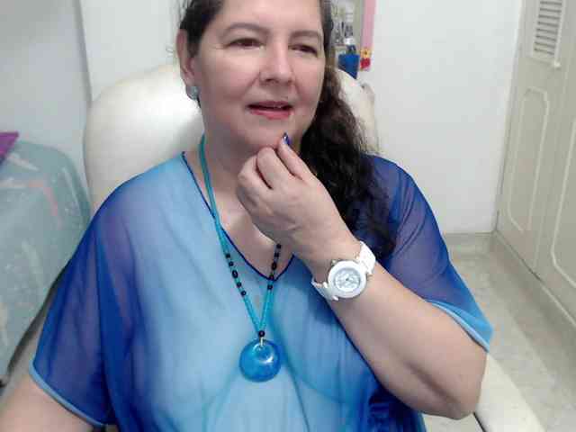 leonela-68 webcam