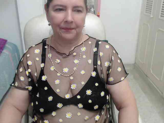 leonela-68 webcam