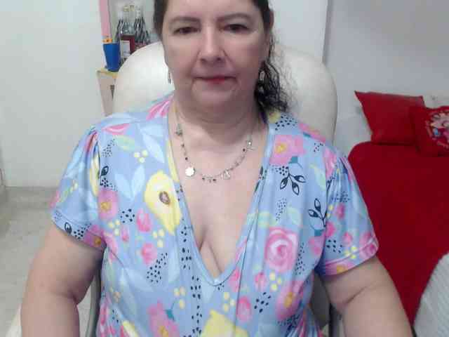 leonela-68
